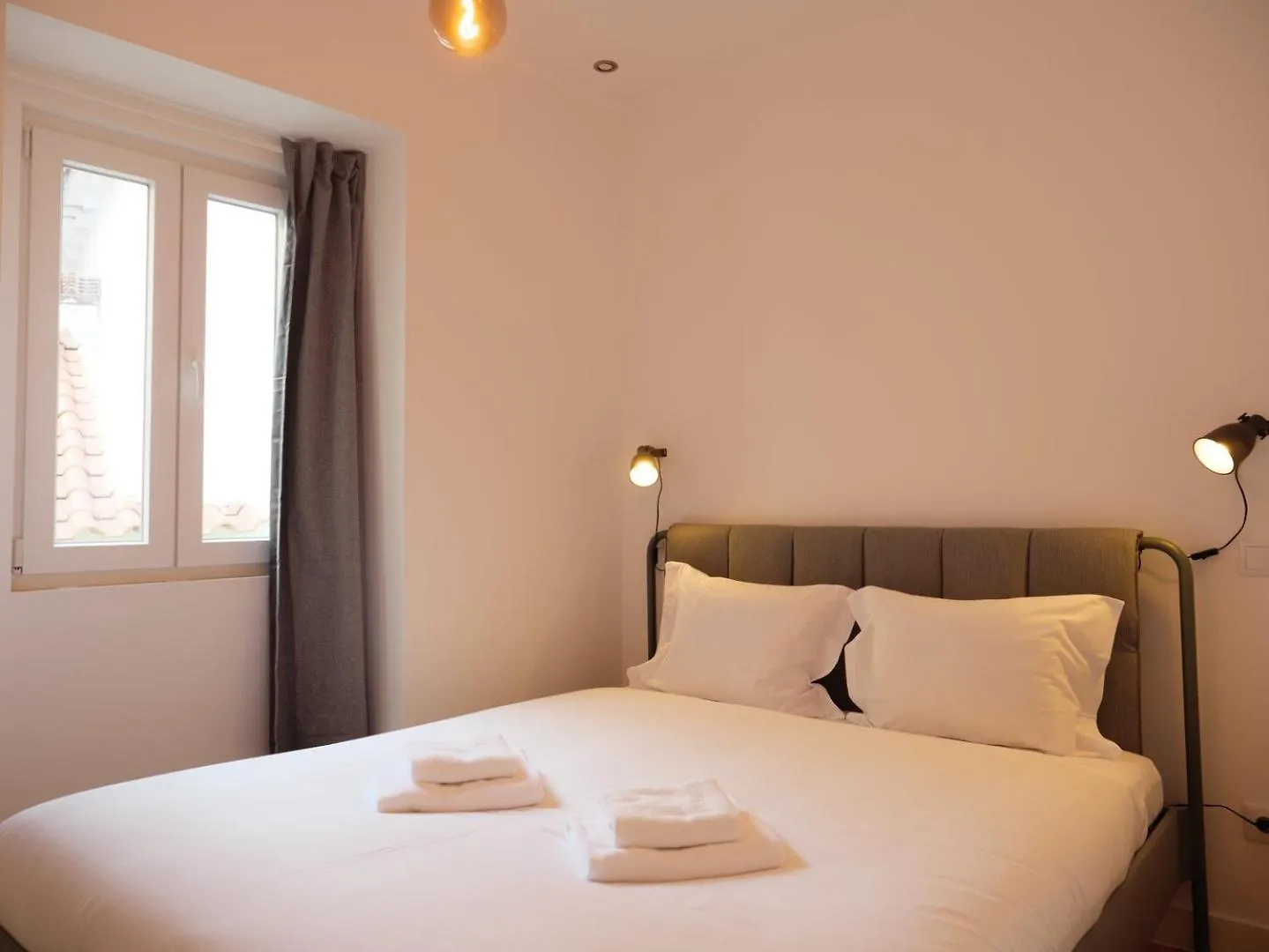 Stylish 2Br Castle View - Central | By Airnest Lisbon Apartment