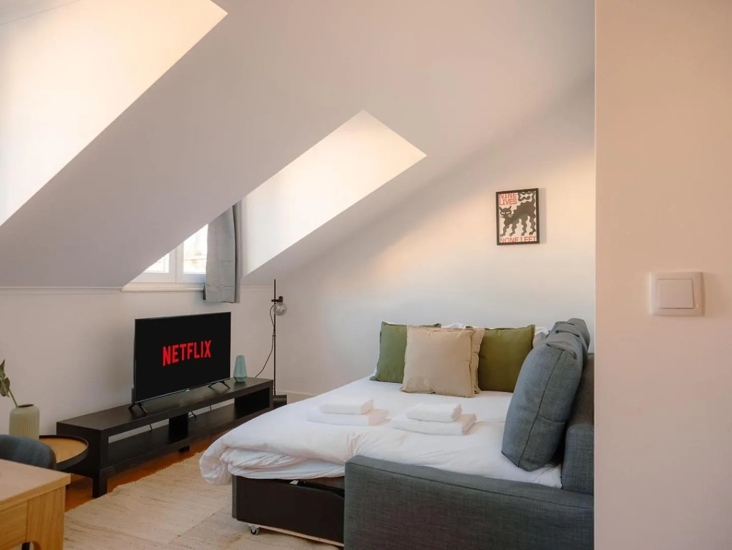 Stylish 2Br Castle View - Central | By Airnest Lisbon