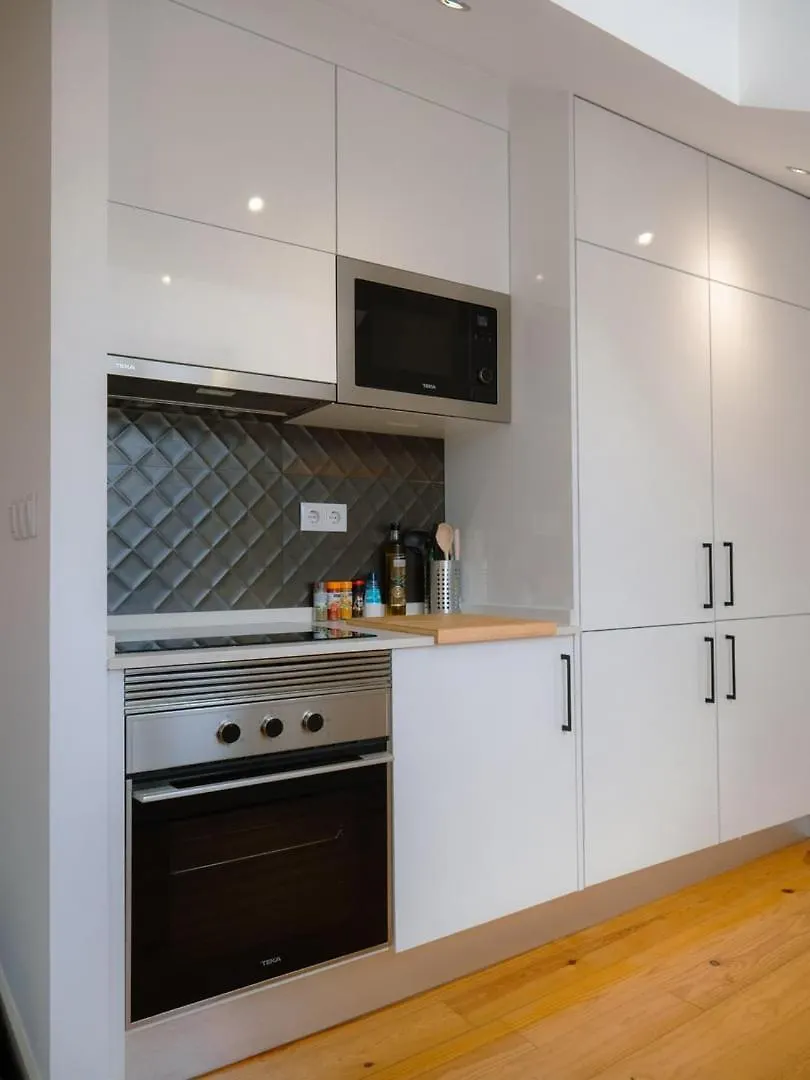 Stylish 2Br Castle View - Central | By Airnest Lisbon