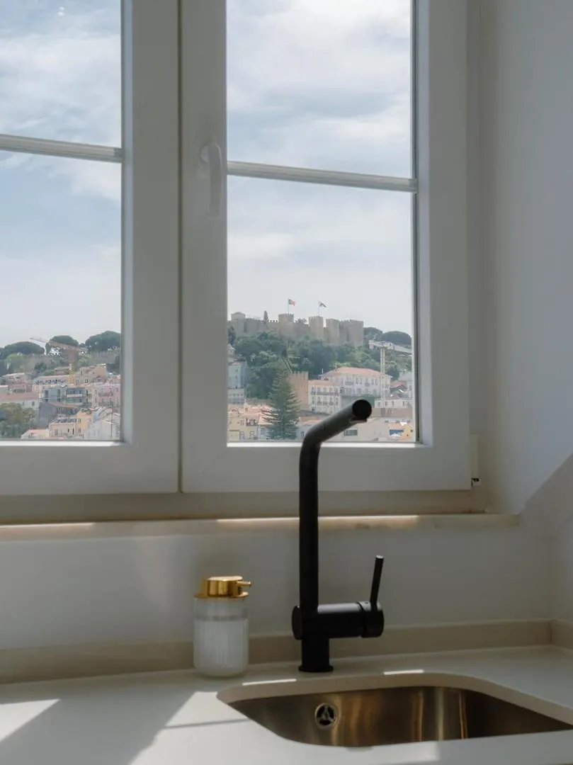 Apartment Stylish 2Br Castle View - Central | By Airnest Lisbon Portugal