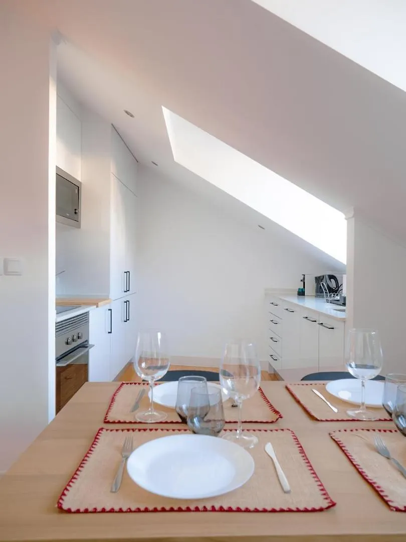 Stylish 2Br Castle View - Central | By Airnest Lisboa 0*,