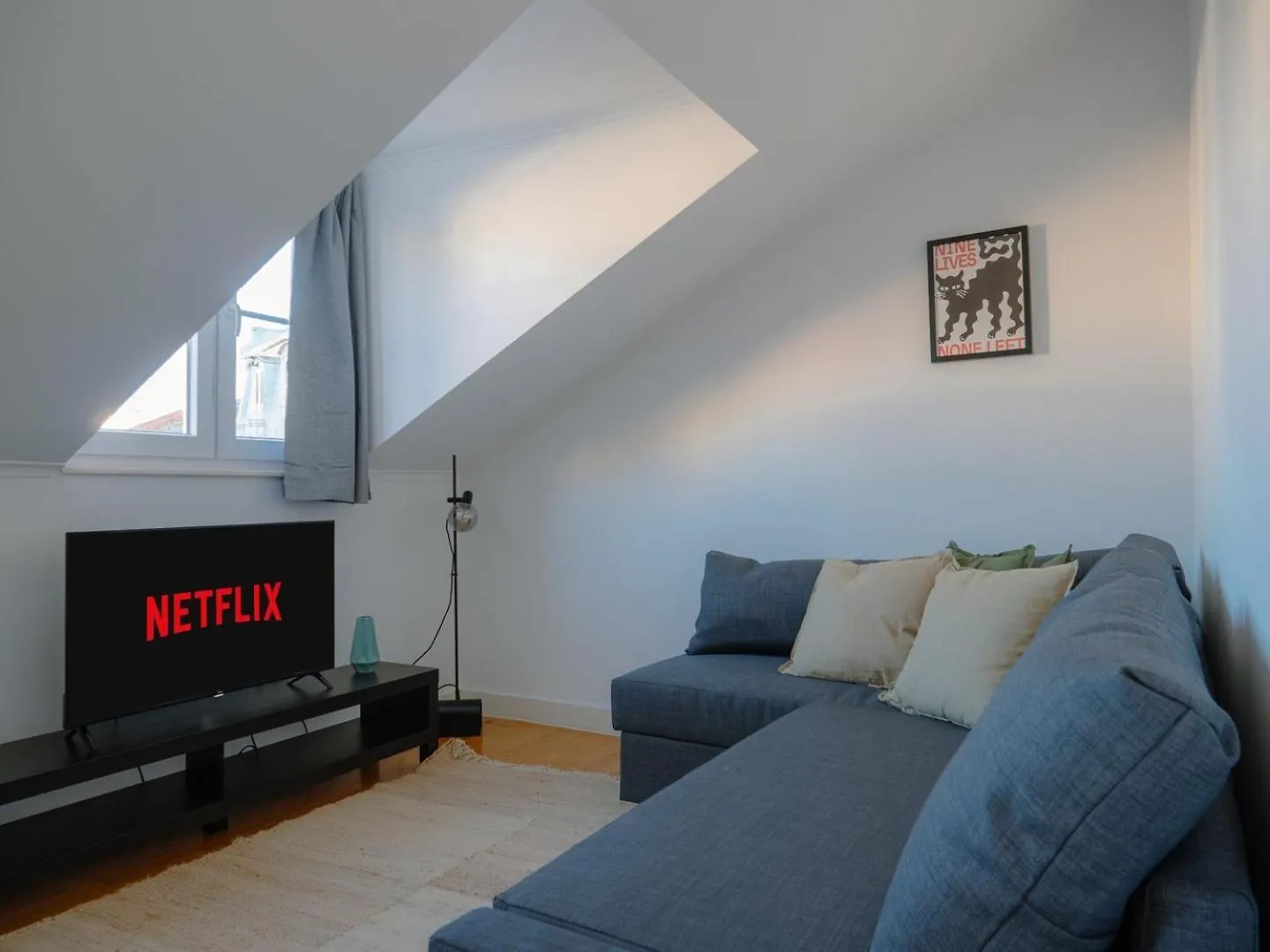 Stylish 2Br Castle View - Central | By Airnest Lisboa 0*,  البرتغال